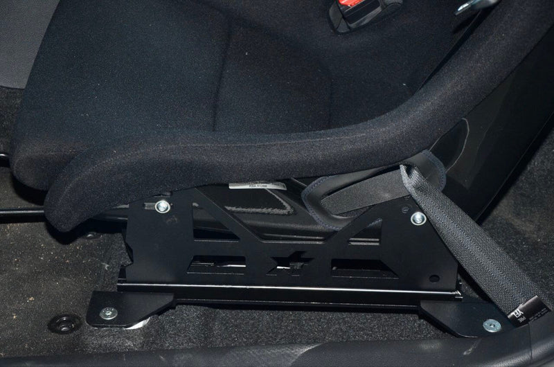 ATOMIC AT-002YL Seat Mount Kit left for Pole Position/SPG TOYOTA GR Yaris 2019+